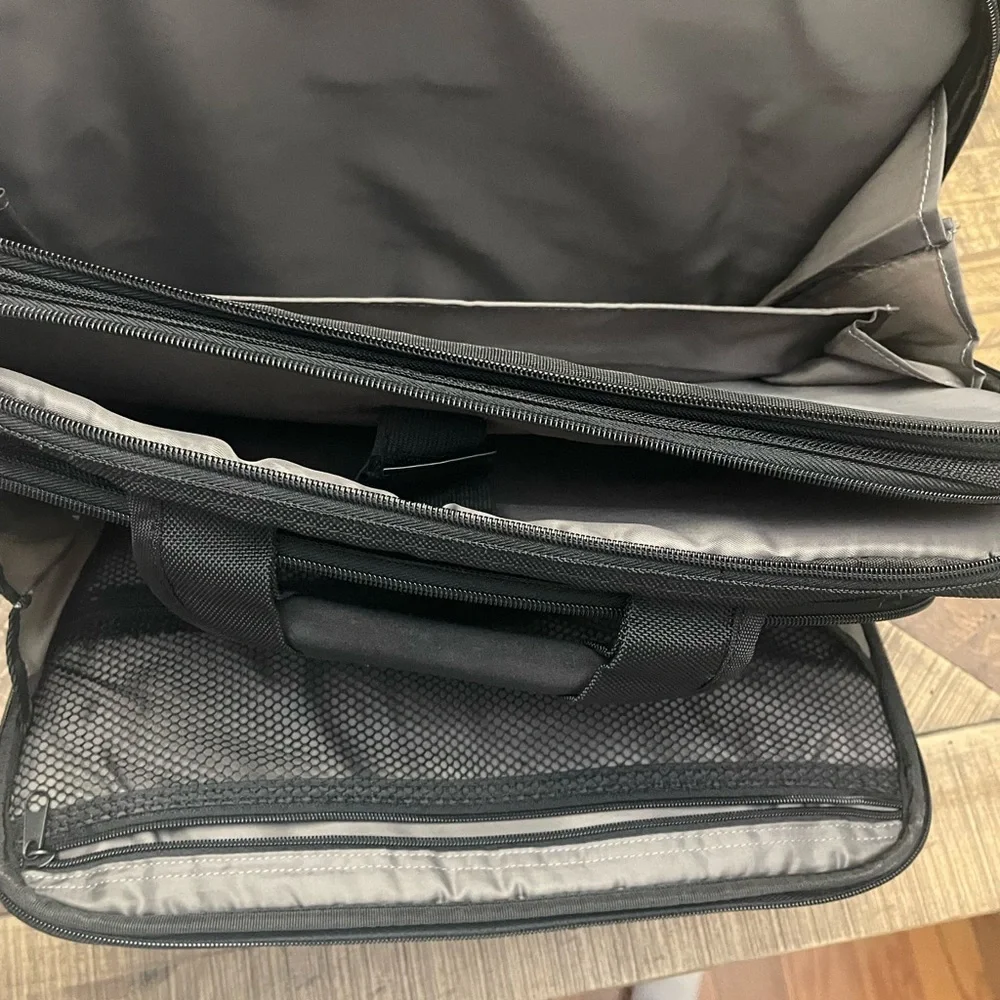 Dell professional laptop briefcase bag
